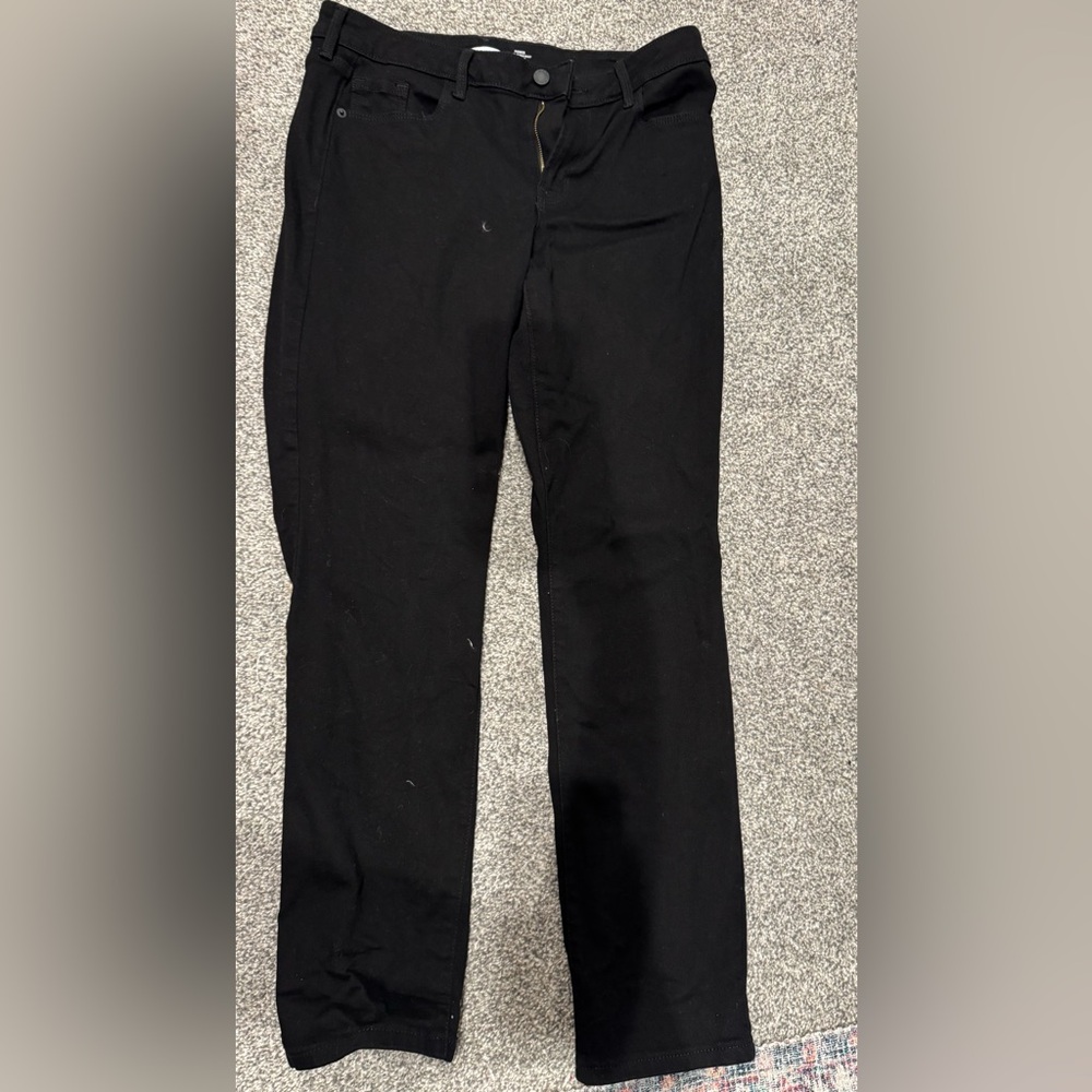 Black skinny jeans